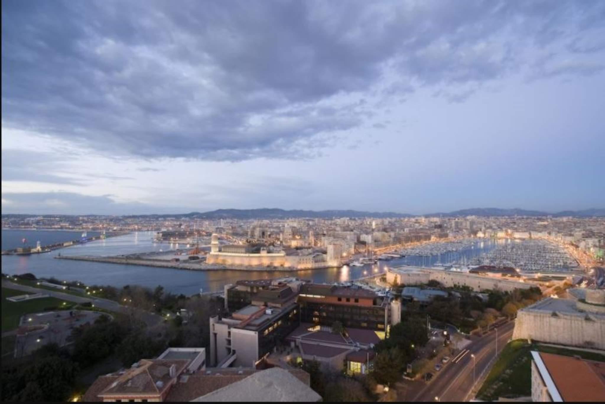 Ibis Budget Marseille Vieux Port Exteriör bild